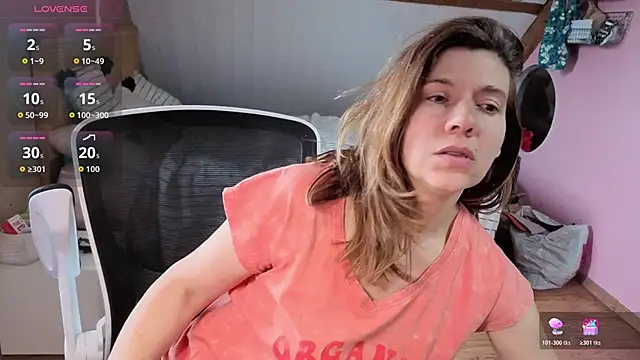 Snapshot of Lina_lou4 chatting on 02/24/26, 04:27 Lina lou4 online show from 02/24/26, 04:27