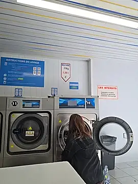 Lina lou4 online show from 04/24/26, 08:17