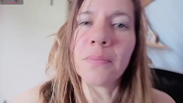 Lina lou4 online show from 05/09/26, 02:00