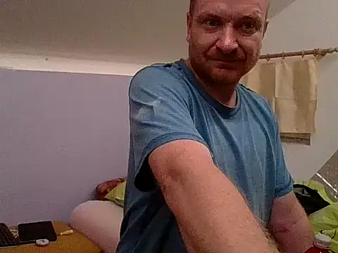 82liska online show from 11/15/25, 05:31