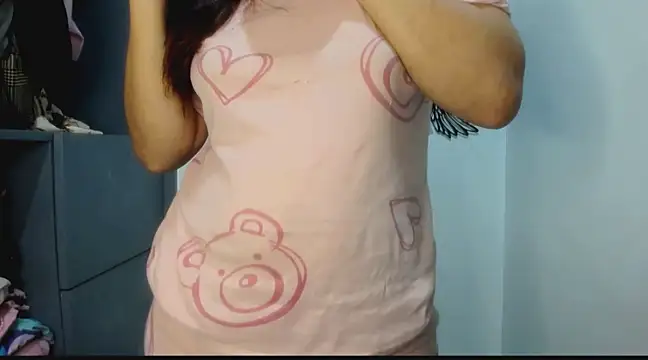 Snapshot of soooooANGEL chatting on 02/25/25, 12:58 soooooANGEL online show from 02/25/25, 12:58