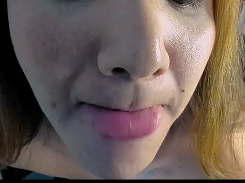 Snapshot of soooooANGEL chatting on 10/12/25, 02:16 soooooANGEL online show from 10/12/25, 02:16