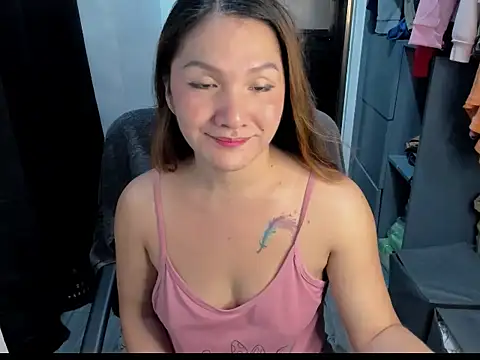 Snapshot of soooooANGEL chatting on 11/03/25, 01:40 soooooANGEL online show from 11/03/25, 01:40