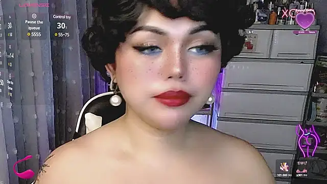 Snapshot of cherry_RED5 chatting on 12/02/24, 05:37 cherry RED5 online show from 12/02/24, 05:37