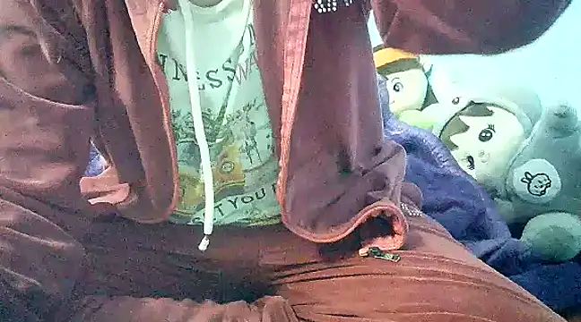 Snapshot of lovelydesi21 chatting on 01/13/25, 04:30 lovelydesi21 online show from 01/13/25, 04:30