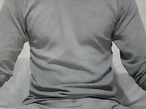 Snapshot of roccosif696 chatting on 12/06/24, 03:33 roccosif696 online show from 12/06/24, 03:33