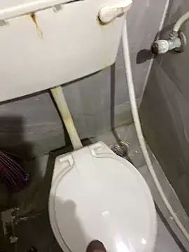 Rahuldhe22 online show from 12/19/24, 09:38