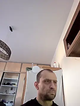 Roman0798 online show from 12/18/25, 11:38