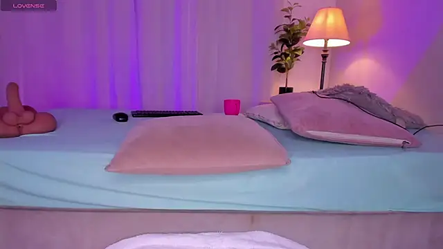 swt kahia online show from 03/18/25, 04:26