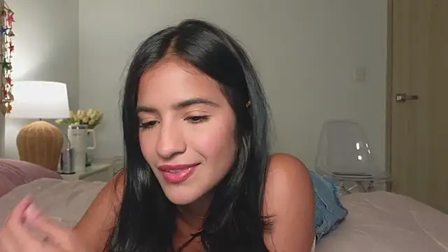 I am kat online show from 04/25/26, 02:36