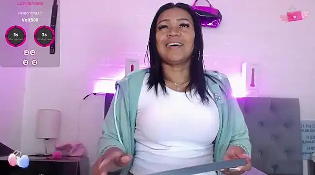 louise nails online show from 01/16/25, 03:13