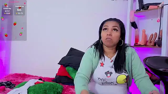 louise nails online show from 04/23/26, 12:51