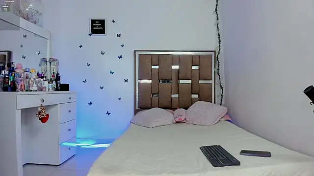 kendall-ewers online show from 02/13/26, 12:06