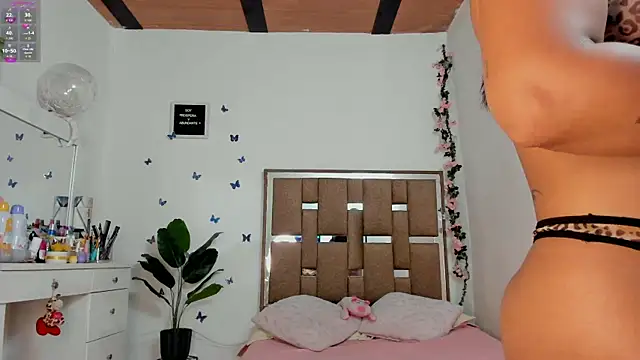 kendall-ewers online show from 04/11/26, 01:43