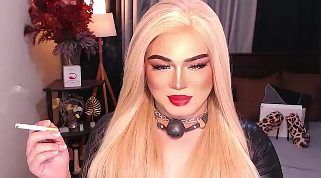 Snapshot of Bitch_Fowler69 chatting on 12/14/24, 03:47 Bitch Fowler69 online show from 12/14/24, 03:47