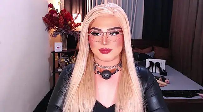 Snapshot of Bitch_Fowler69 chatting on 01/13/25, 03:04 Bitch Fowler69 online show from 01/13/25, 03:04