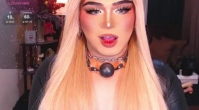 Snapshot of Bitch_Fowler69 chatting on 03/06/25, 05:00 Bitch Fowler69 online show from 03/06/25, 05:00