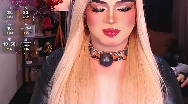 Snapshot of Bitch_Fowler69 chatting on 03/13/25, 04:23 Bitch Fowler69 online show from 03/13/25, 04:23