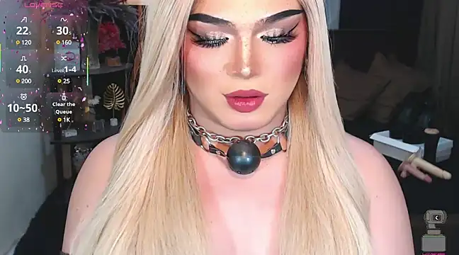 Snapshot of Bitch_Fowler69 chatting on 03/18/25, 06:25 Bitch Fowler69 online show from 03/18/25, 06:25