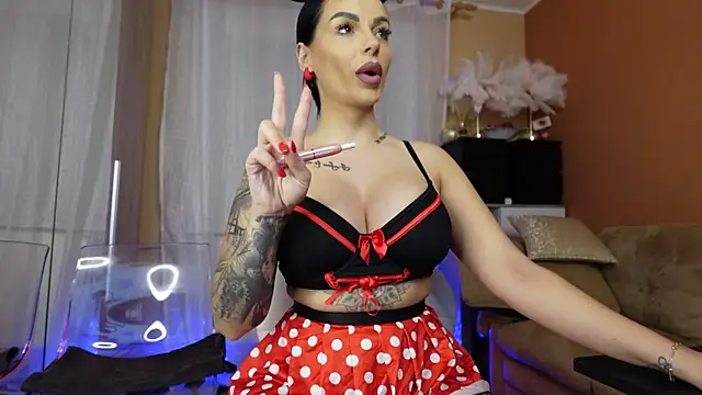 Snapshot of Mazeekiin30X chatting on 01/17/25, 04:15 Mazeekiin30X online show from 01/17/25, 04:15