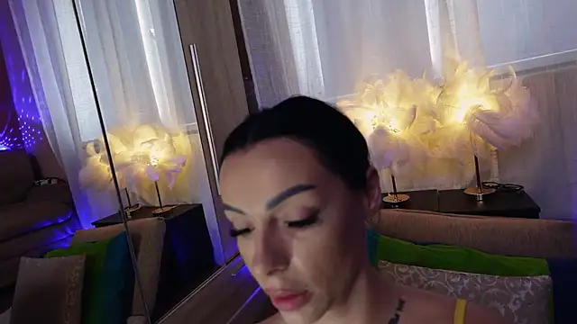 Snapshot of Mazeekiin30X chatting on 03/23/25, 08:26 Mazeekiin30X online show from 03/23/25, 08:26