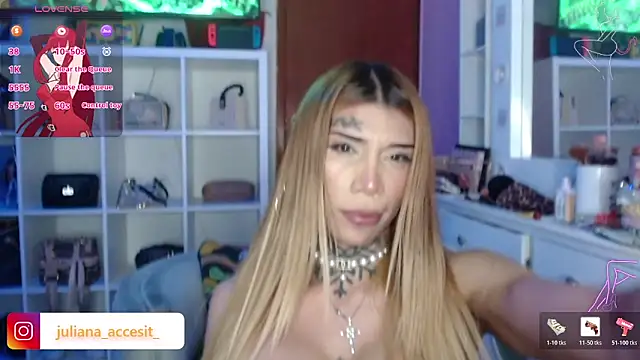 caroline cossei online show from 01/13/26, 07:24