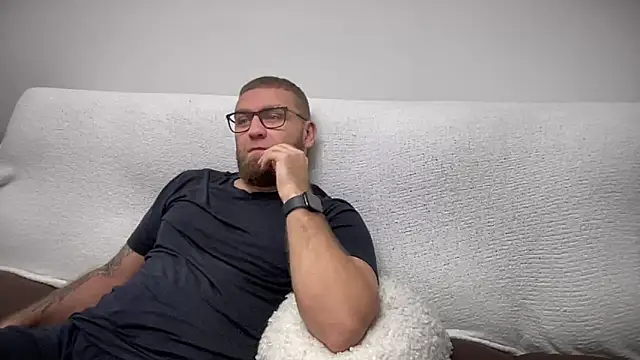 Bear bear  online show from 12/24/24, 12:33