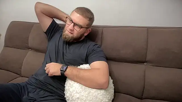 Bear bear  online show from 12/26/24, 01:54