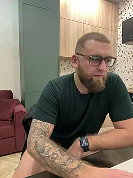 Bear bear  online show from 02/21/25, 08:16