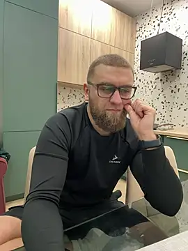 Bear bear  online show from 02/24/25, 04:26