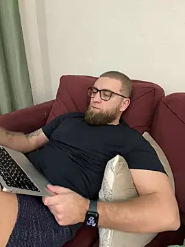 Bear bear  online show from 02/27/25, 11:48