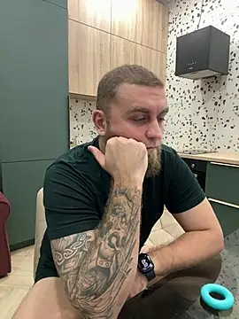 Bear bear  online show from 03/03/25, 10:42