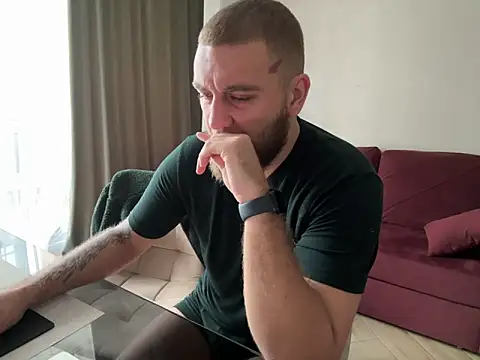 Bear bear  online show from 03/20/25, 05:57