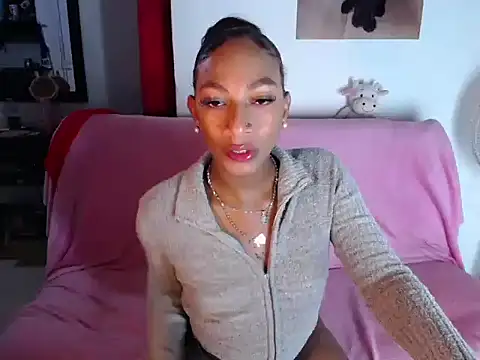 Snapshot of samy_doll chatting on 07/11/26, 05:10 samy doll online show from 07/11/26, 05:10