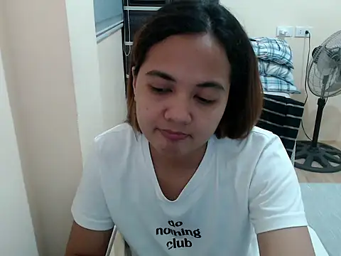 xTheLastVIRGINx online show from 02/11/26, 02:00