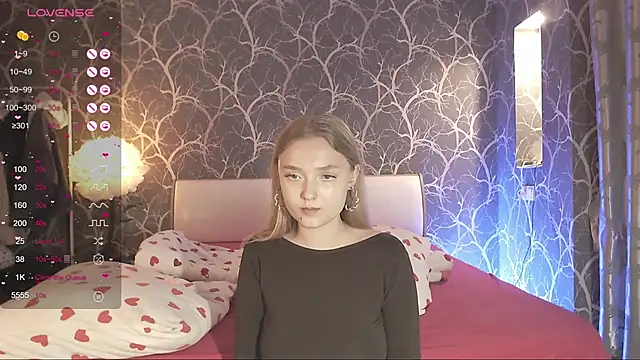 MiaMiaMeow online show from 10/03/25, 04:26