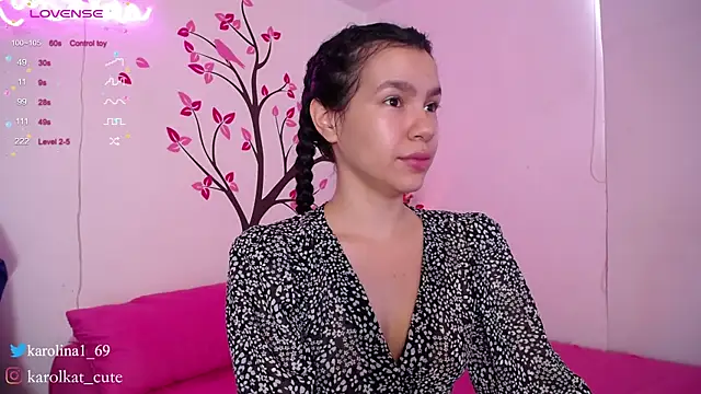 Karolina 1 online show from 03/15/25, 02:45