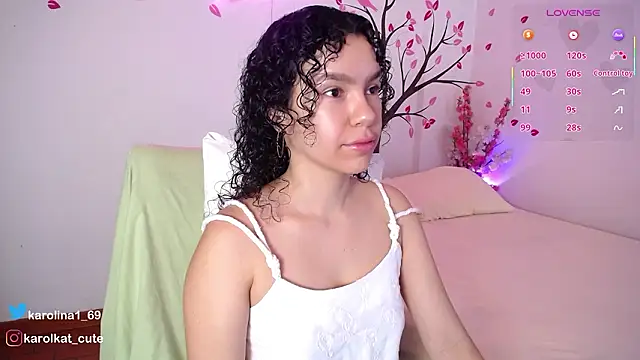 Karolina 1 online show from 02/20/26, 01:55