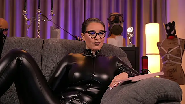 kelly kent online show from 12/08/24, 12:18