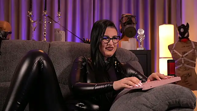 kelly kent online show from 12/13/24, 02:10