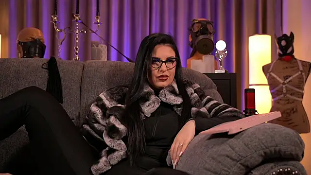 kelly kent online show from 12/31/24, 04:27