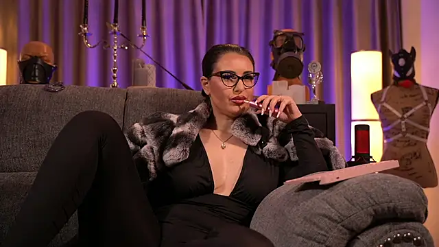 kelly kent online show from 01/06/25, 02:26