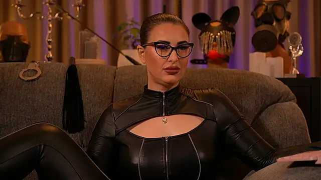 kelly kent online show from 10/17/25, 09:39