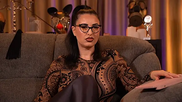 Snapshot of kelly_kent chatting on 01/10/26, 02:19 kelly kent online show from 01/10/26, 02:19