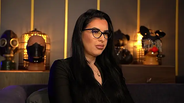 Snapshot of kelly_kent chatting on 02/13/26, 11:12 kelly kent online show from 02/13/26, 11:12