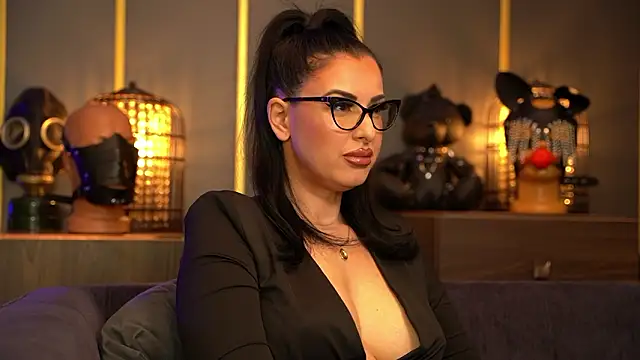 Snapshot of kelly_kent chatting on 02/19/26, 11:12 kelly kent online show from 02/19/26, 11:12