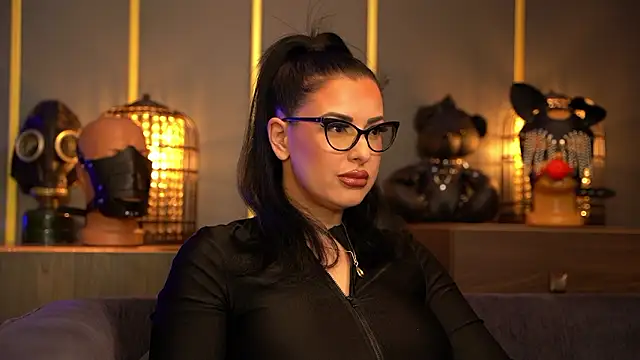 Snapshot of kelly_kent chatting on 02/21/26, 11:17 kelly kent online show from 02/21/26, 11:17