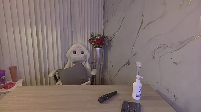 Scarlett collins02 online show from 01/06/25, 04:26