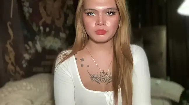 Snapshot of Claire_Brooke chatting on 02/03/25, 07:31 Claire Brooke online show from 02/03/25, 07:31