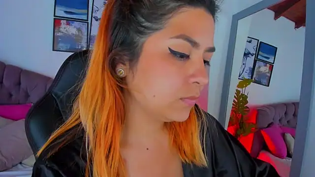 Gretta Queen online show from 02/14/25, 01:23